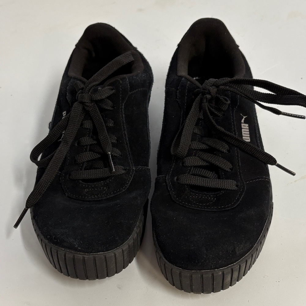 Puma Women’s Classic Black Sneakers